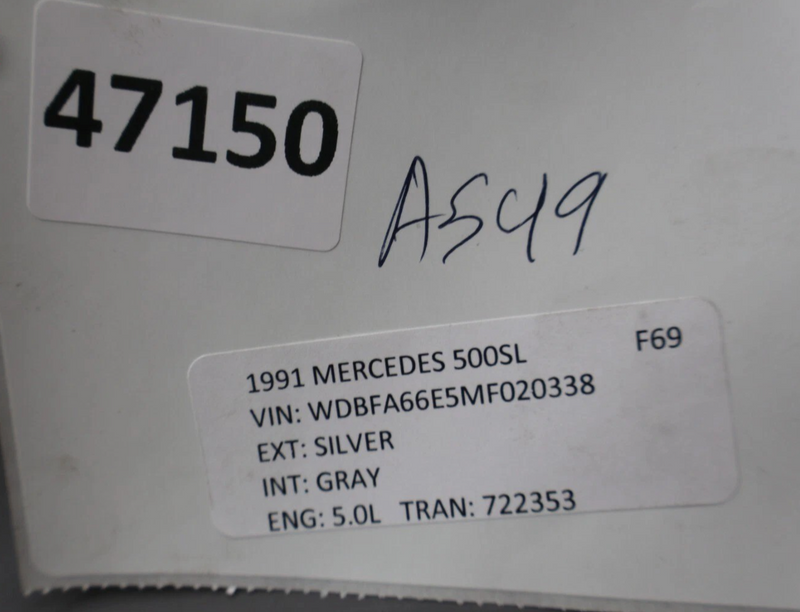 Load image into Gallery viewer, 90-02 Mercedes 500SL 300SL Dual Stereo Audio CD Changer Media Player XDM6400 Oem