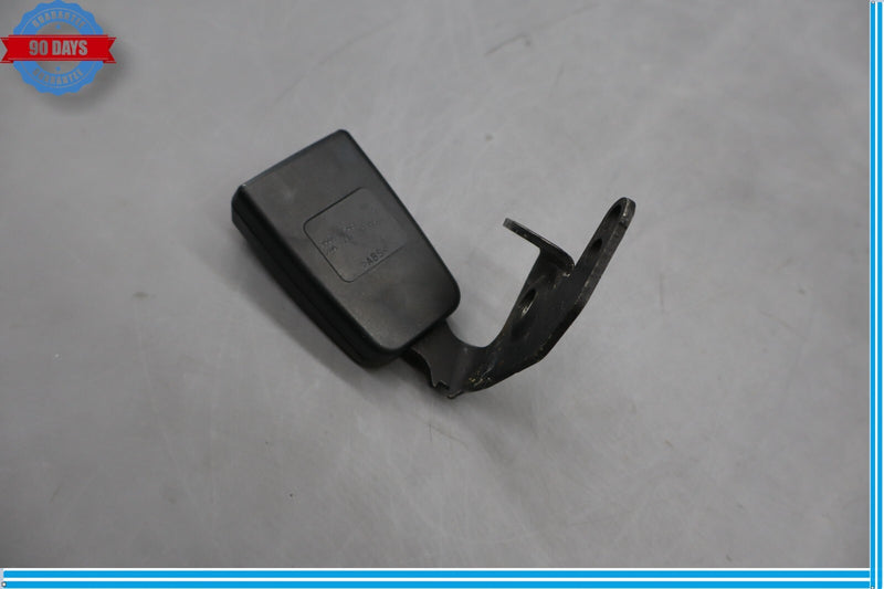 Load image into Gallery viewer, 08-14 Mercedes C300 C350 W204 Rear Right Seat Belt Seatbelt Buckle Oem