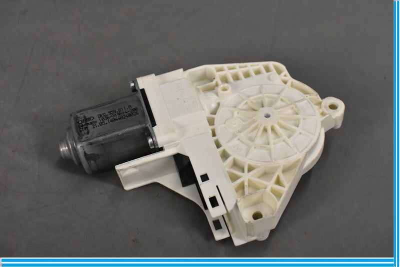 Load image into Gallery viewer, 11-17 Volkswagen VW Touareg Right Passenger Side Window Motor Regulator Oem