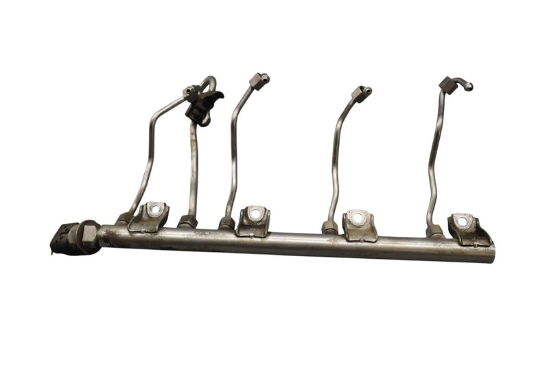 Load image into Gallery viewer, 08-17 BMW 750Li X6 650i High Pressure Fuel Injector Rail Tube 13537547600 Oem