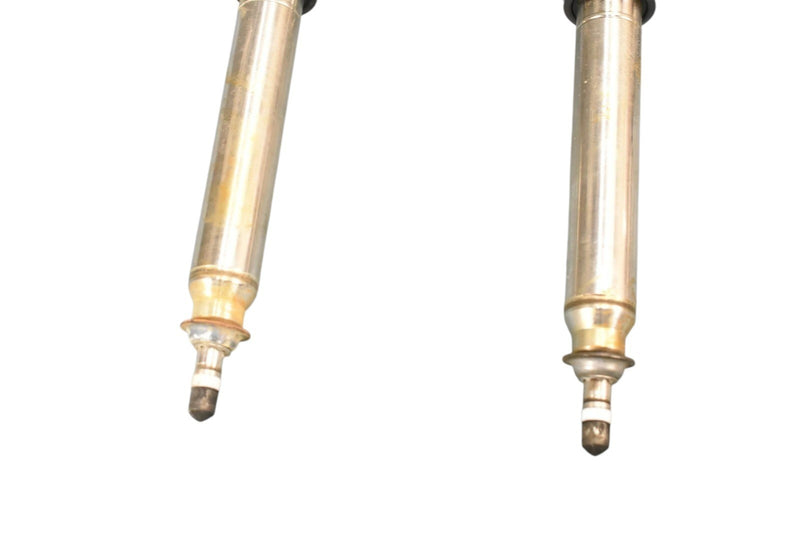 Load image into Gallery viewer, 12-16 Mercedes W207 E350 Right Side Fuel Injection Rail Line w/ Injectors OEM
