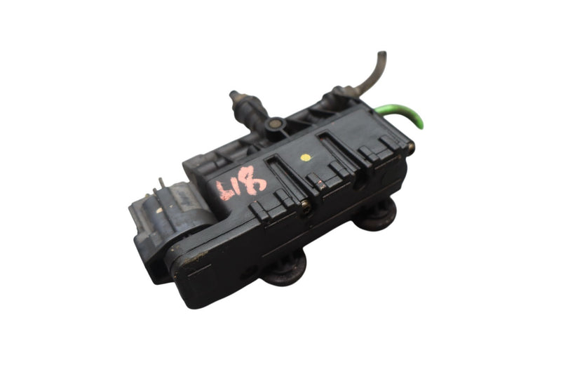 Load image into Gallery viewer, 06-13 Land Rover Range Rover Sport Air Suspension Valve Block EAS Oem