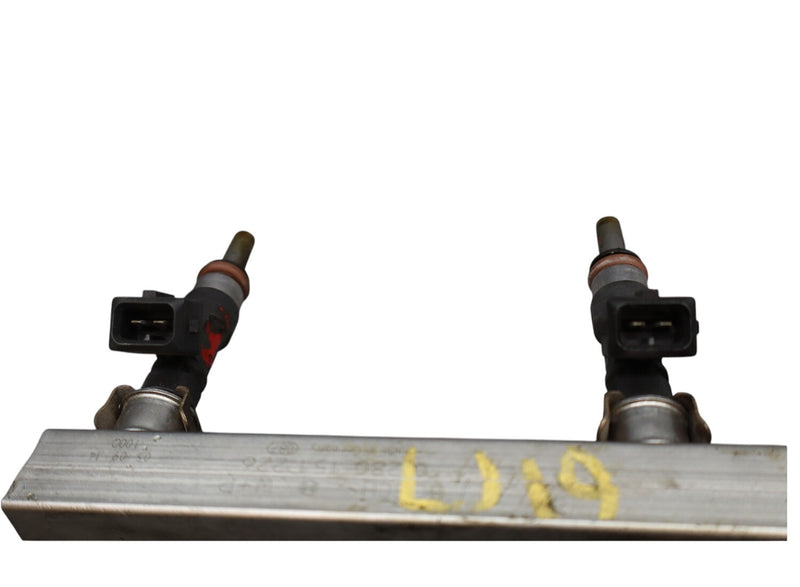 Load image into Gallery viewer, 03-19 Maserati Quattroporte Left Side Fuel Injection Rail Line w/ Injectors Oem