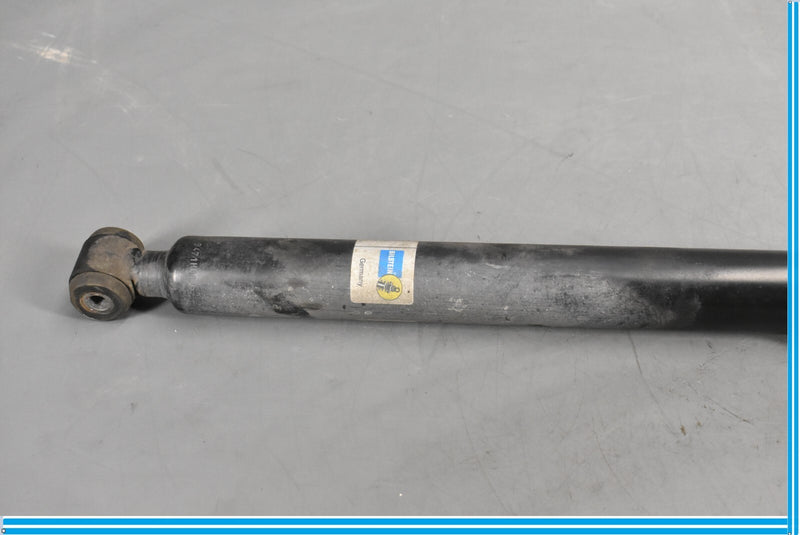 Load image into Gallery viewer, 03-09 Mercedes CLK550 W209 Rear Right Side Shock Absorber Strut Oem