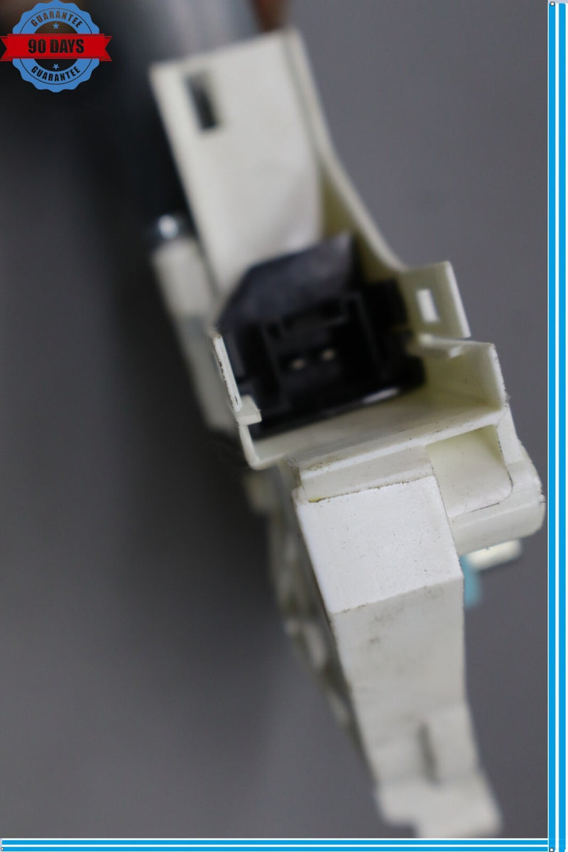 Load image into Gallery viewer, 11-18 Porsche Cayenne Front Right Passenger Side Door Window Regulator Motor Oem