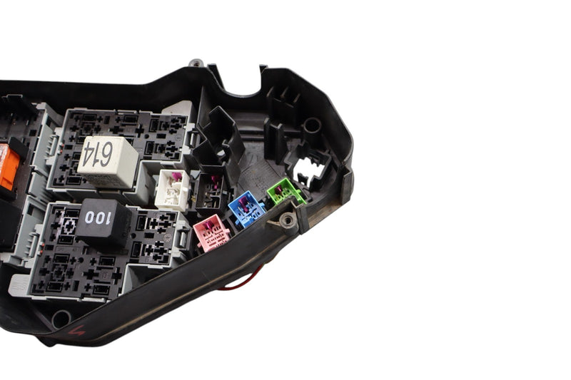 Load image into Gallery viewer, 11-17 Volkswagen Touareg Engine Fuse Box Fusebox Relay Junction Block Oem