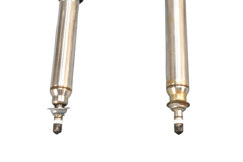 Load image into Gallery viewer, 12-16 Mercedes W207 E350 Right Side Fuel Injection Rail Line w/ Injectors OEM