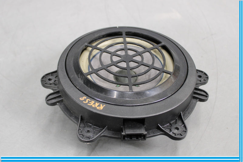 Load image into Gallery viewer, 11-18 Porsche Cayenne Rear Right Passenger Side Seat Door Audio Speaker Oem