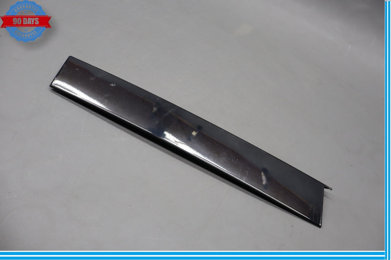 Load image into Gallery viewer, 13-19 Mercedes GL550 X166 Rear Right C Pillar Quarter Window Molding Oem
