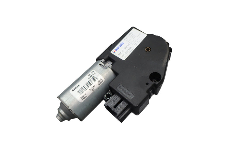 Load image into Gallery viewer, 11-17 Volkswagen Touareg Front Panoramic Sunroof Sun Roof Motor 7P0959591B Oem