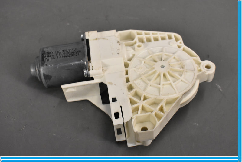 Load image into Gallery viewer, 11-17 Volkswagen VW Touareg Rear Right Side Door Window Regulator Motor Oem