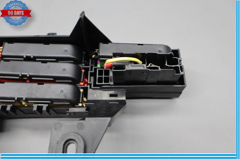 Load image into Gallery viewer, 12-18 Audi A7 A7 Quattro S6 Rear Trunk Engine Fuse Box Rely Junction Fusebox Oem