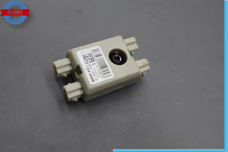 Load image into Gallery viewer, 09-15 BMW 750Li F01 F02 Radio Antenna Signal Trap Circuit Module Unit Oem