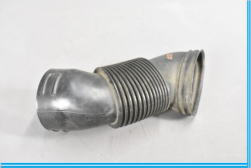 Load image into Gallery viewer, 03-06 Mercedes CL500 S500 S600 S550 Air Intake Hose Pipe Right Side Oem