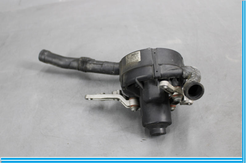 Load image into Gallery viewer, 03-12 Mercedes SL550 SL55 AMG Front Right Hood Vent Grille Washer Nozzle Oem