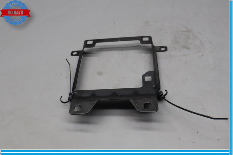 Load image into Gallery viewer, 03-12 Mercedes R230 SL500 Front Center Radiator Core Bracket Lock Carrier Oem