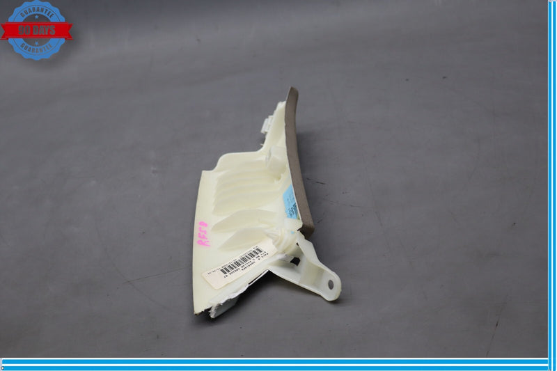 Load image into Gallery viewer, 08-14 BMW X5 X6 E70 Rear Right Passenger Side C Pillar Trim Cover Panel Oem