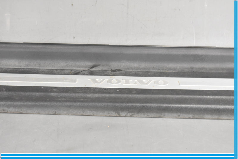 Load image into Gallery viewer, 07-13 Volvo C70 Front Left Driver Side Exterior Sill Plate Trim Oem