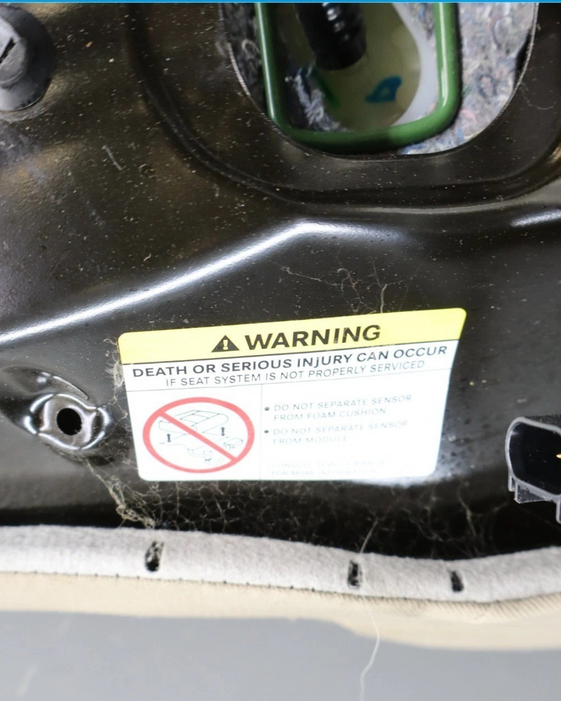 Load image into Gallery viewer, 12-14 Mercedes W218 CLS550 Front Right Passenger Lower Bottom Seat Cushion Oem