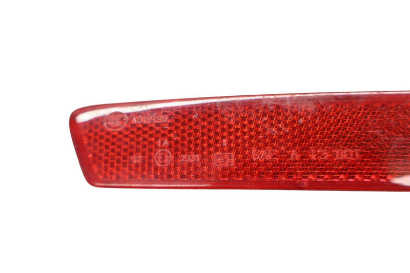 Load image into Gallery viewer, 14-17 Maserati Ghibli M157 Rear Right Side Marker Reflector Lamp 50504339 Oem