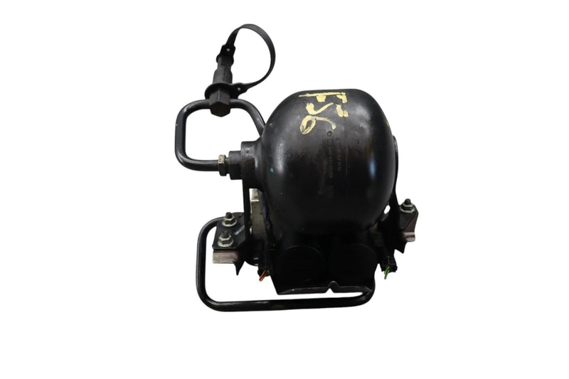 Load image into Gallery viewer, 03-11 Mercedes SL500 SL600 Front Hydraulic Valve Block Suspension Pump Oem