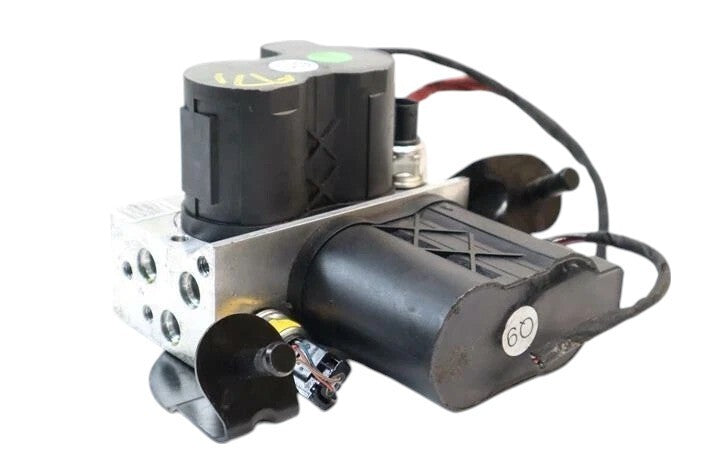 Load image into Gallery viewer, 07-14 Mercedes W216 S600 CL63 AMG Rear Hydraulic Valve Block Suspension Pump OEM