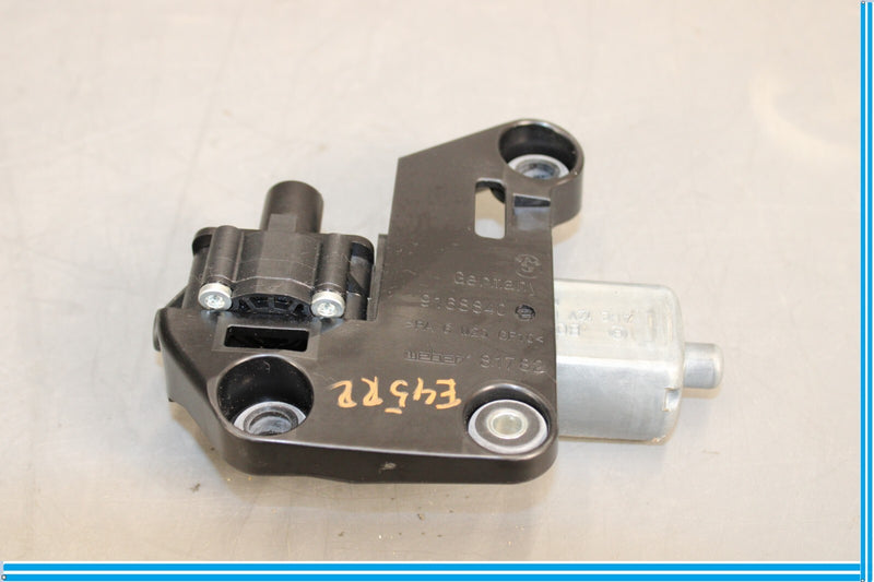 Load image into Gallery viewer, 09-15 BMW 750i 750Li F01 F02 Rear Right Passenger Door Sun Blind Shade Motor Oem