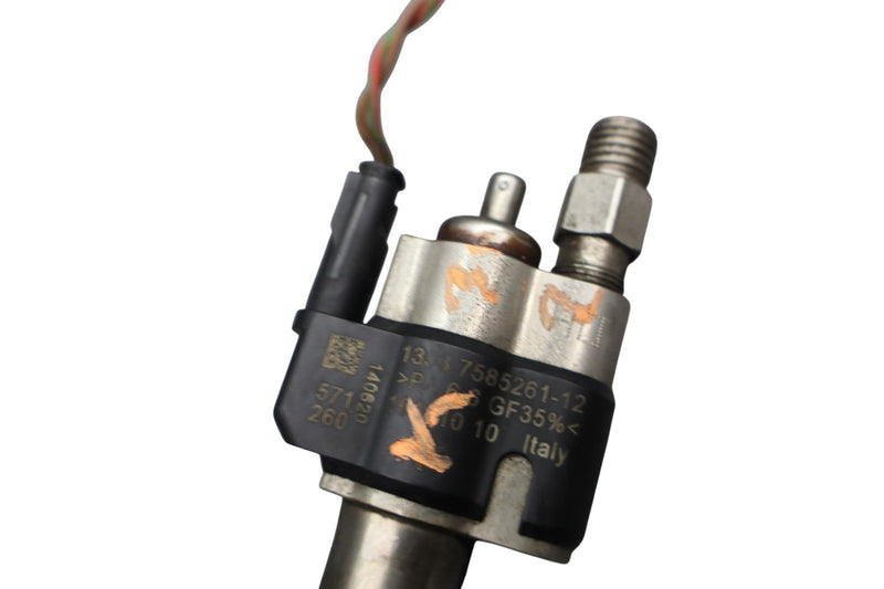 Load image into Gallery viewer, 09-19 BMW 650i 740i 740Li 750i Engine Fuel Injector 13538616079 Oem