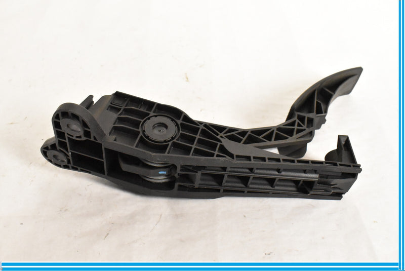 Load image into Gallery viewer, 06-12 Mercedes X164 ML450 GL450 Gas Throttle Pedal Accelerator 1643000004 OEM