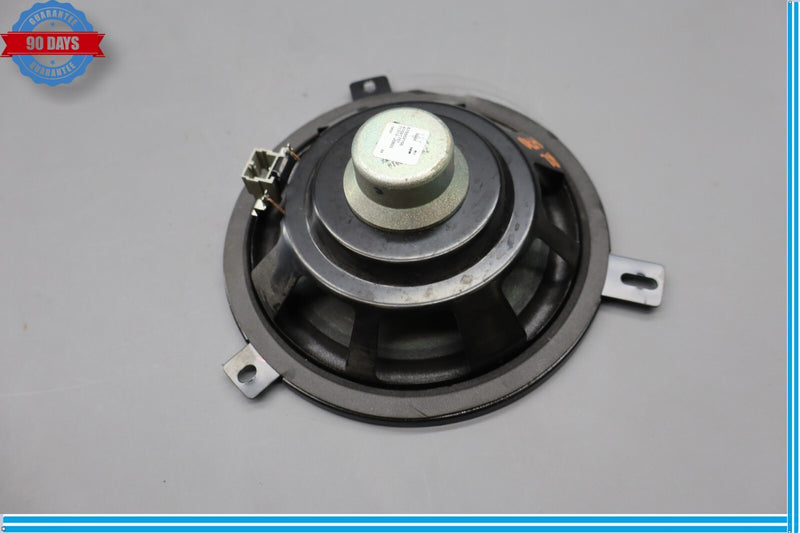 Load image into Gallery viewer, 14-17 Maserati Ghibli Quattroporte Front or Rear Side Door Sound Speaker Oem
