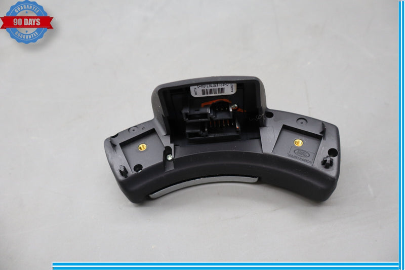 Load image into Gallery viewer, 10-12 Range Rover Right Passenger Side Steering Wheel Phone Heat Switch Oem