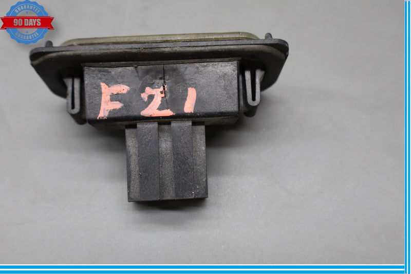 Load image into Gallery viewer, 00-06 Mercedes R230 SL500 SL600 License Number Plate Light Lamp LED Oem