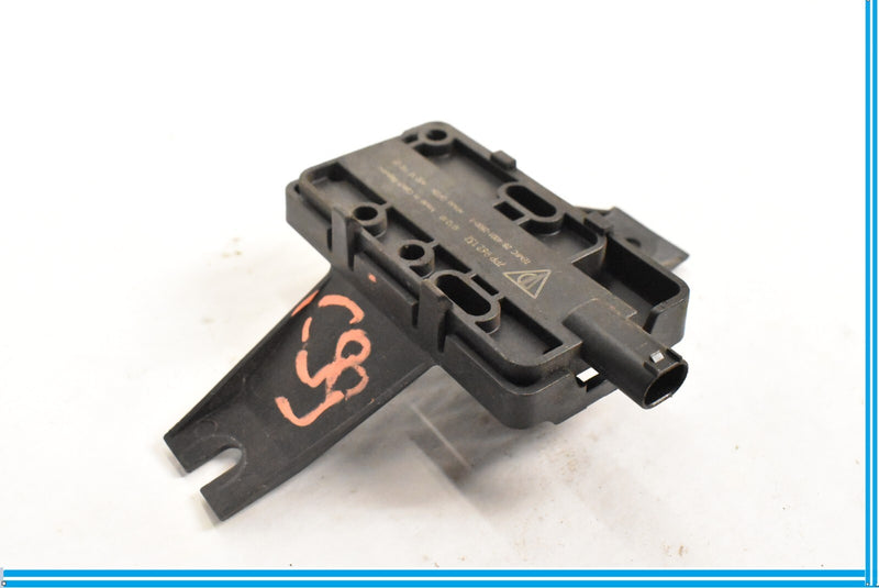 Load image into Gallery viewer, 11-18 Porsche Cayenne Keyless Entry Antenna Module 7PP962132 Oem