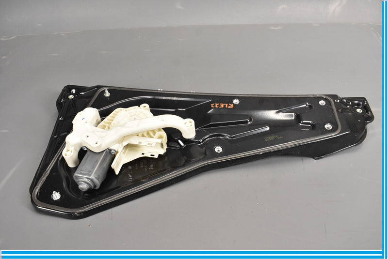 Load image into Gallery viewer, 10-13 Land Rover Range Rover Rear Left Side Door Window Regulator Oem