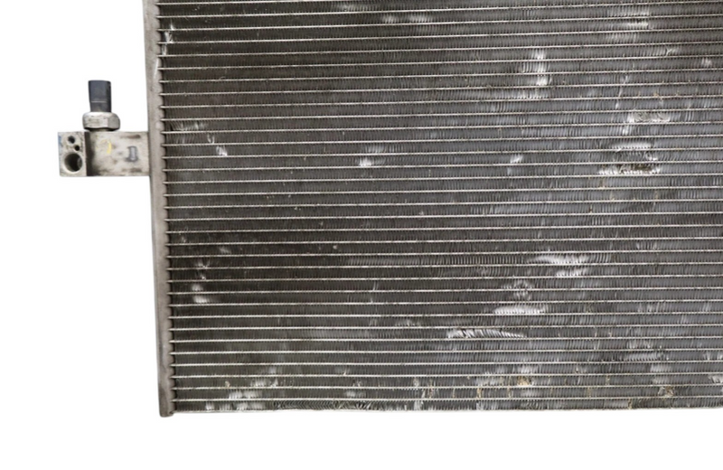 Load image into Gallery viewer, 12-20 Mercedes E550 E550 CLS550 AC Air Conditioning Condenser A0995001554 Oem
