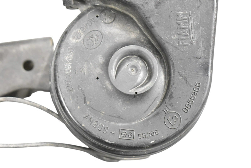 Load image into Gallery viewer, 12-15 Jaguar X250 XF XFR Left & Right Low High Tone Signal Horn CX2313A803AD OEM