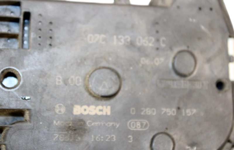 Load image into Gallery viewer, 04-10 Bentley Continental Engine Right Throttle Body Valve Module 07C133062C Oem