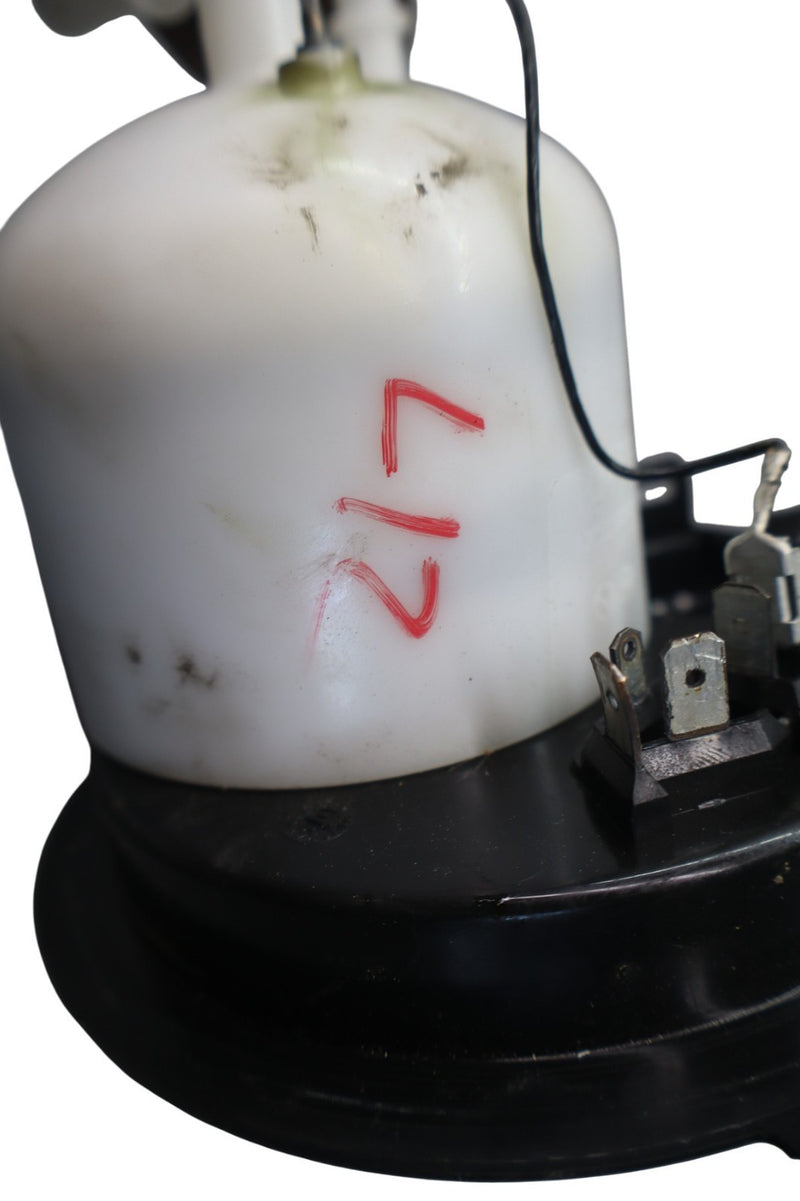 Load image into Gallery viewer, 11-18 Volkswagen Touareg Fuel Gas Pump Filter Flange Unit 7P0919679 Oem