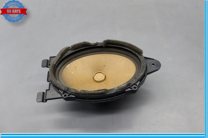 Load image into Gallery viewer, 10-13 Buick Lacrosse CXL Left Or Right Side Inner Package Tray Sound Speaker Oem
