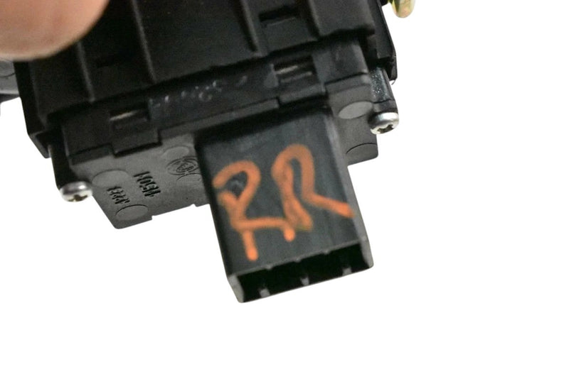 Load image into Gallery viewer, 03-13 Maserati Quattroporte M139 Rear Right Side Door Window Control Switch OEM