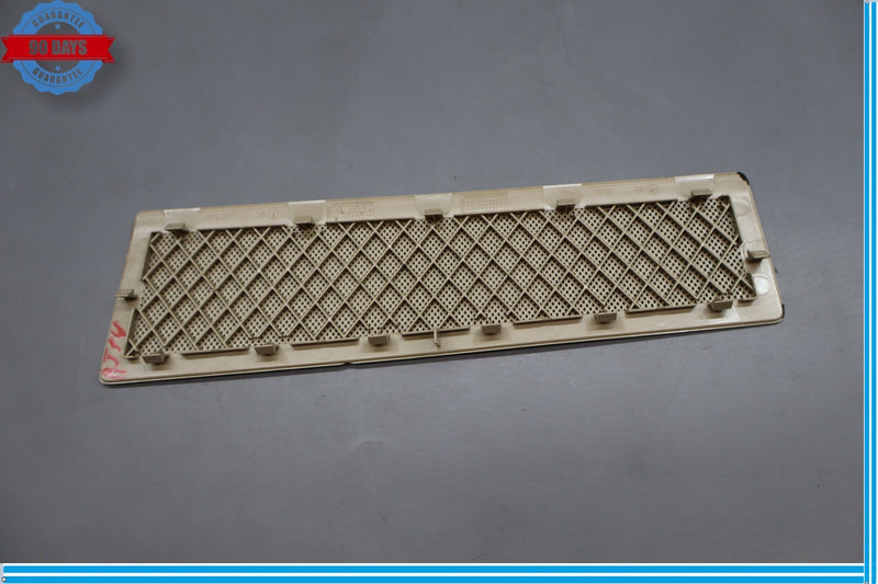 Load image into Gallery viewer, 13-16 Mercedes GL450 X166 Right Side Trunk Quarter Panel Upper Vent Grill Oem