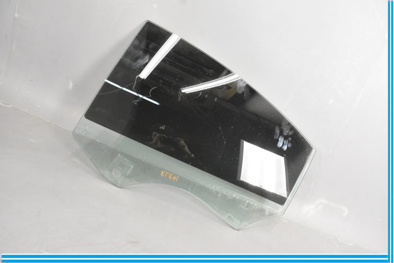 Load image into Gallery viewer, 10-13 Mercedes CLS550 Rear Left Driver Side Window Door Window Auto Glass Oem
