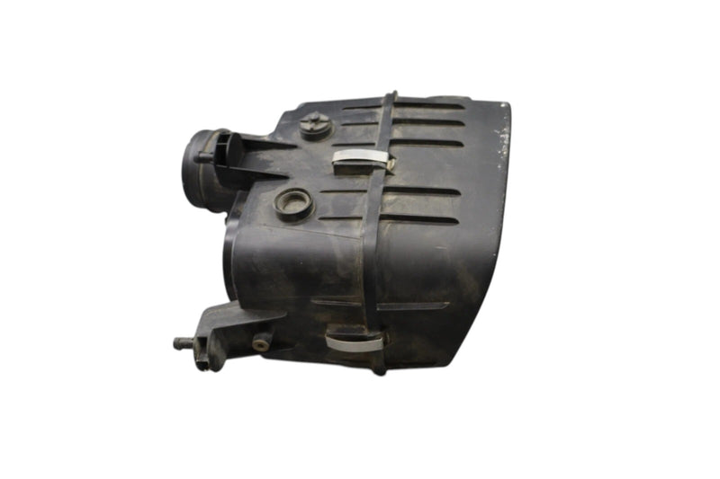 Load image into Gallery viewer, 14-21 Maserati Ghibli Right Side Engine Air Cleaner Housing Filter Box Black OEM