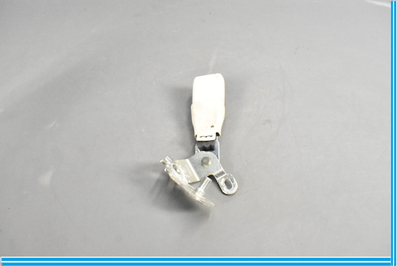 Load image into Gallery viewer, 07-12 Lexus LS460 Rear Center Seat Belt Buckle 73380-50250 Oem