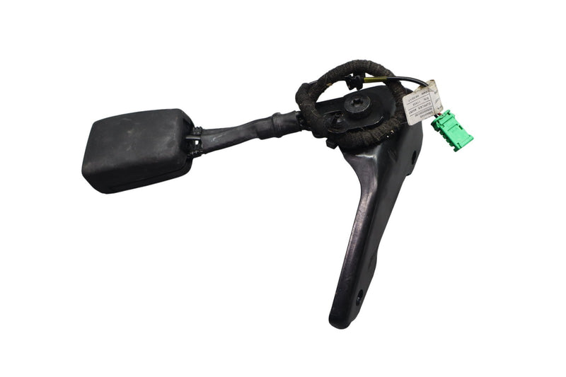 Load image into Gallery viewer, 17-25 Alfa Romeo Giulia 952 Front Right Side Seat Belt Seatbelt Buckle Oem