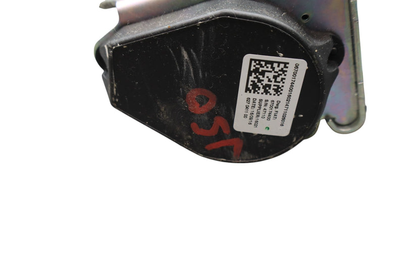Load image into Gallery viewer, 14-17 Maserati Ghibli Rear Center Seatbelt Seat Belt Retractor Assembly Oem