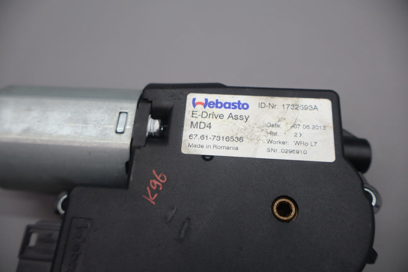 Load image into Gallery viewer, 12-16 BMW F30 320i 428i Front Top Sun Roof Sunroof Motor Drive Unit Oem