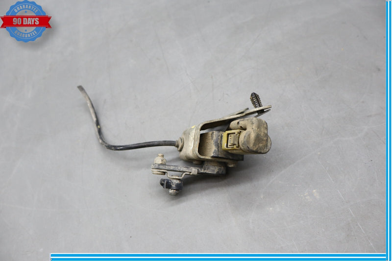 Load image into Gallery viewer, 12-18 Mercedes CLS550 CLS400 Height Level Sensor Control Module 2045450526 Oem