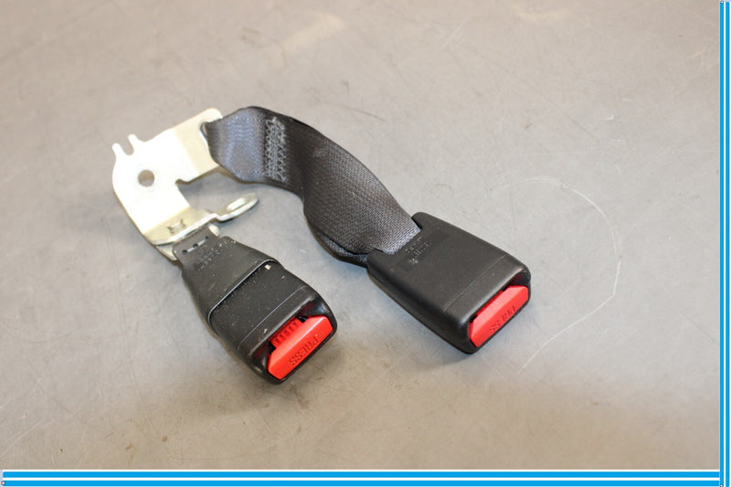 Load image into Gallery viewer, 07-12 Lexus LS460 Rear Right Passenger Side Center Seat Belt Buckle Oem