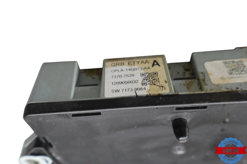 Load image into Gallery viewer, 10-19 Jaguar XJ XJL Rear Trunk Relay Fuse Box Junction CPLA14Q073AA Oem